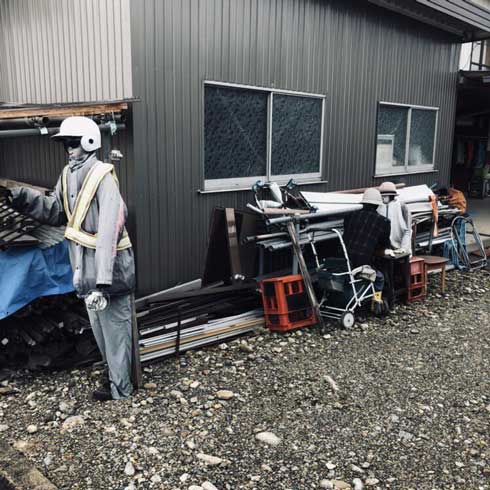 人に見える 全部 かかし ゾッとする 滋賀 東近江市 山上新田 バス停 集落 怖い