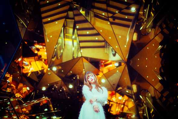 東京レッドライン 鏡征爾 もちこ