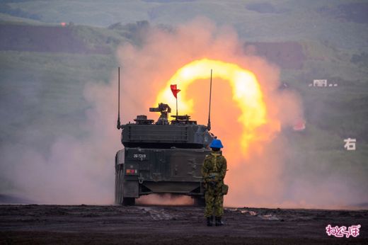 総火演 2019 写真 戦車 装甲車 ヘリ まとめ