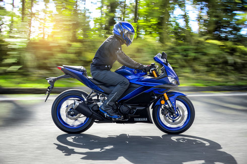 YZF-R25 YZF-R3 モンスターエナジー MotoGP YZR-M1