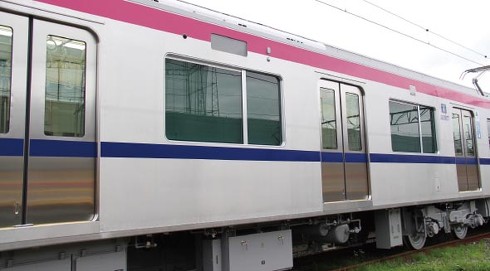 京王 5000系 京王ライナー 車内