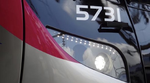 京王 5000系 京王ライナー 車内