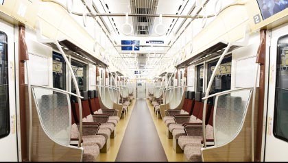 京王 5000系 京王ライナー 車内