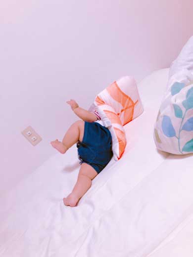 暴れるエビ 寿司 転倒防止 セーフティクッション シャリ かわいい しまむら 赤ちゃん