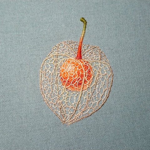 金魚の刺繍