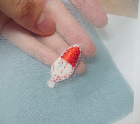 金魚の刺繍