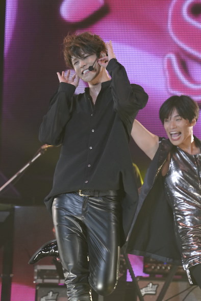 宮野真守 梶裕貴 ライブ 2ショット