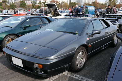 部品 流用 クルマ