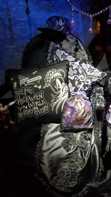 ディズニーハロウィーングッズ