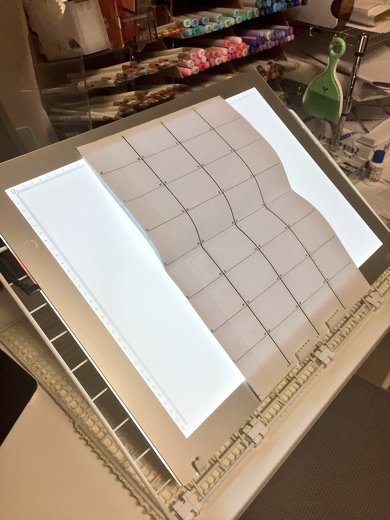 ダイソーグッズで傾斜台