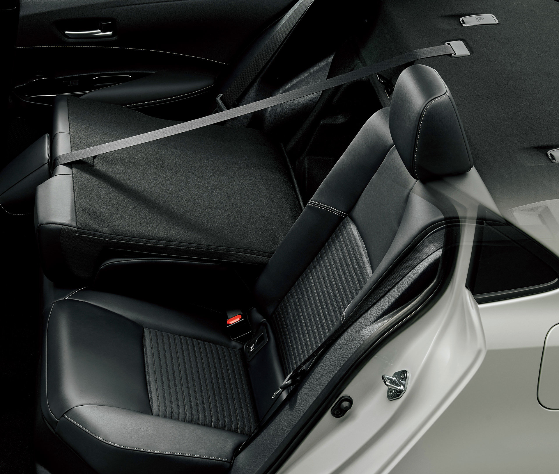 トヨタ カローラ 新型 12代目 ツーリング ワゴン スポーツ