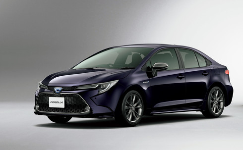 トヨタ カローラ 新型 12代目 ツーリング ワゴン スポーツ