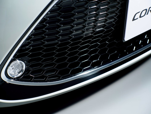 トヨタ カローラ 新型 12代目 ツーリング ワゴン スポーツ