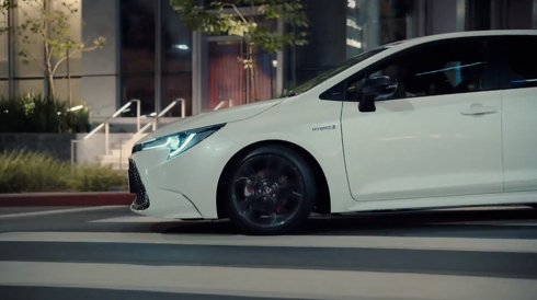 トヨタ カローラ 新型 12代目 ツーリング ワゴン スポーツ