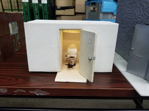 孤独死ミニチュア