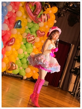 渡辺美奈代 アイドル おニャン子クラブ ミニスカ 現在 50歳 バースデーライブ ブログ