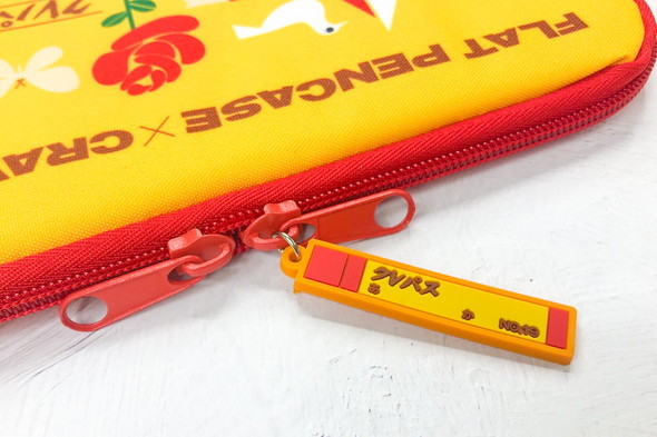 クレパス柄フラットペンケース