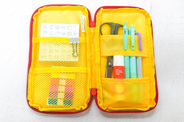 クレパス柄フラットペンケース