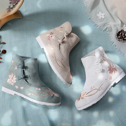 秋冬中華シューズ