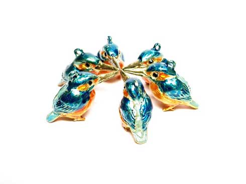 耳を噛む かじる カエル アクセ イヤーカフ ベルツノガエル ハンドメイド