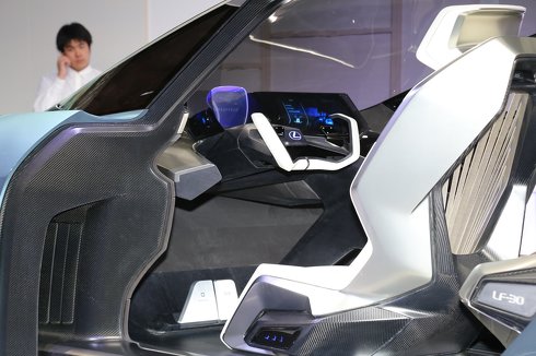世界初公開 レクサス EVコンセプトカー LF-30 Electrified