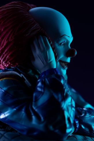 ペニーワイズ ティムカリー ピエロ