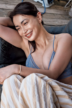 長谷川京子 写真集 16年ぶり