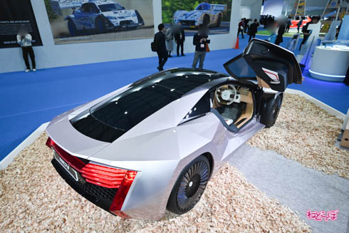 東京モーターショー2019 木からつくったミライのクルマ