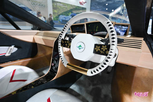 東京モーターショー2019 木からつくったミライのクルマ