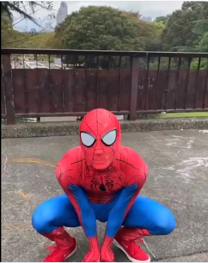 ヨーヨー世界王者のスパイダーマン