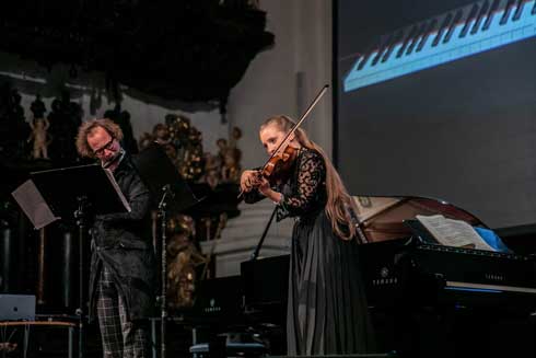 Dear Glenn ピアニスト グレン・グールド 演奏 学習 AI コンサート 動画