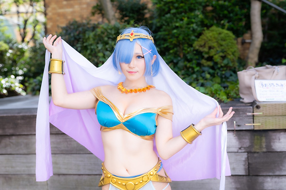 池ハロ 2019 コスプレ コスプレイヤー 宇垣美里 えなこ KATE