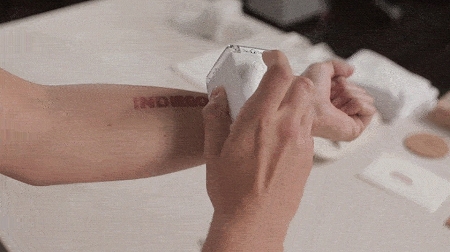 極小カラープリンター