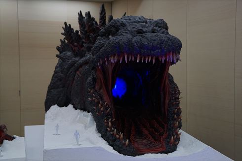 ゴジラ ニジゲンノモリ