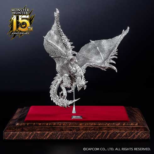 モンハン「リオレイア」「リオレウス」の超高級なフィギュア発売