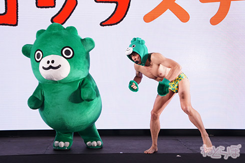 ゴジラ 小島よしお