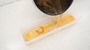 パスタケースに菌を入れる