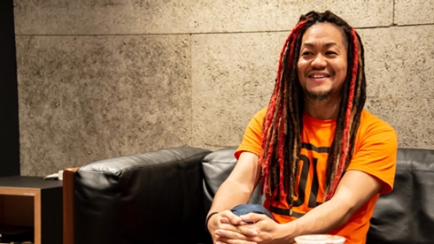 マキシマムザホルモン 亮くん 病気 活動休止 治療