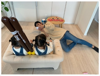 NON STYLE 石田明 双子 娘 ブログ 写真