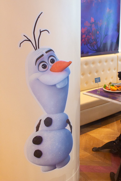 「アナと雪の女王2」OH MY CAFE