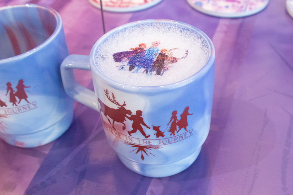 「アナと雪の女王2」OH MY CAFE