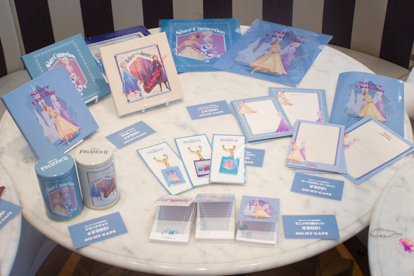 「アナと雪の女王2」OH MY CAFE