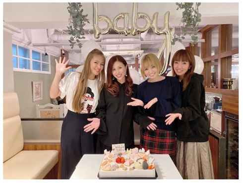 マックス NANA 妊娠 出産 ベビーシャワー MAX