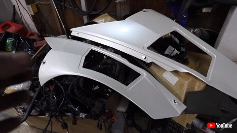 ランボルギーニ ウラカン レストア 廃車 再生 オリジナル