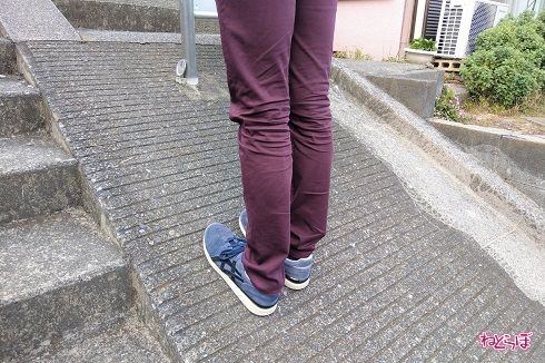 坂の途中で立ってみました