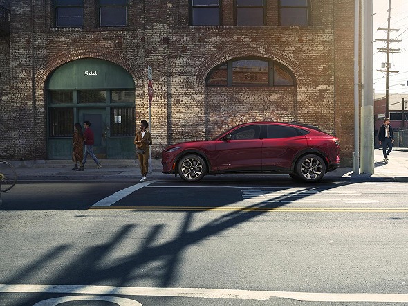 フォード「マスタング マッハE」