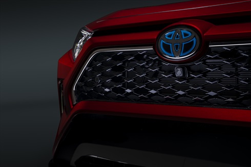トヨタ「RAV4 Prime」