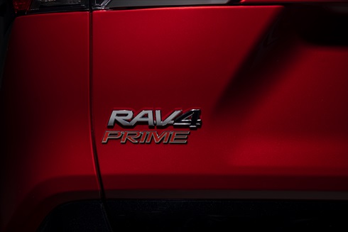 トヨタ「RAV4 Prime」