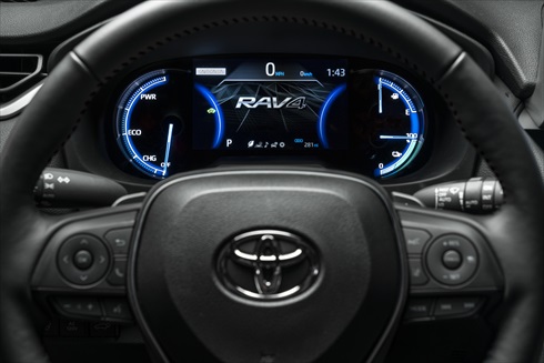トヨタ「RAV4 Prime」