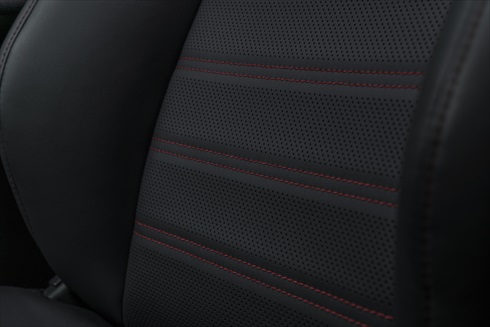 トヨタ「RAV4 Prime」